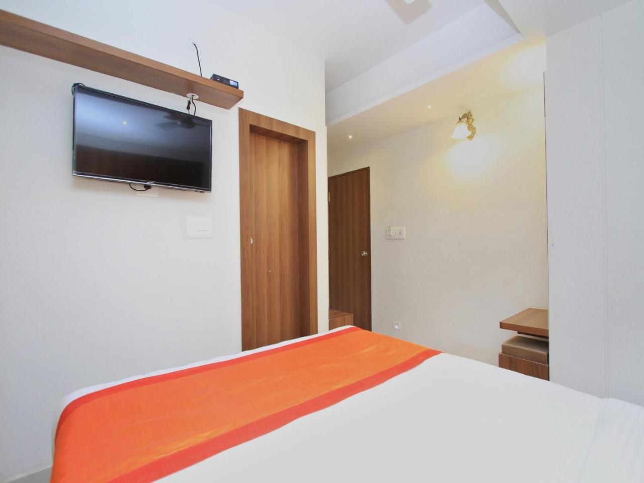 Le Citi Inn, マイソール エクステリア 写真